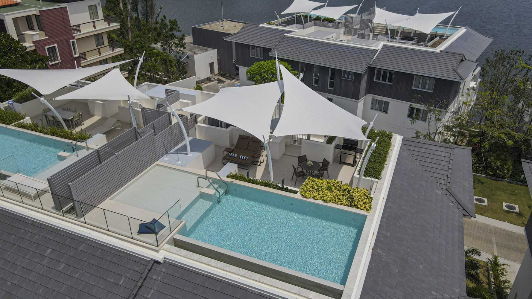 Property image - full photo 1