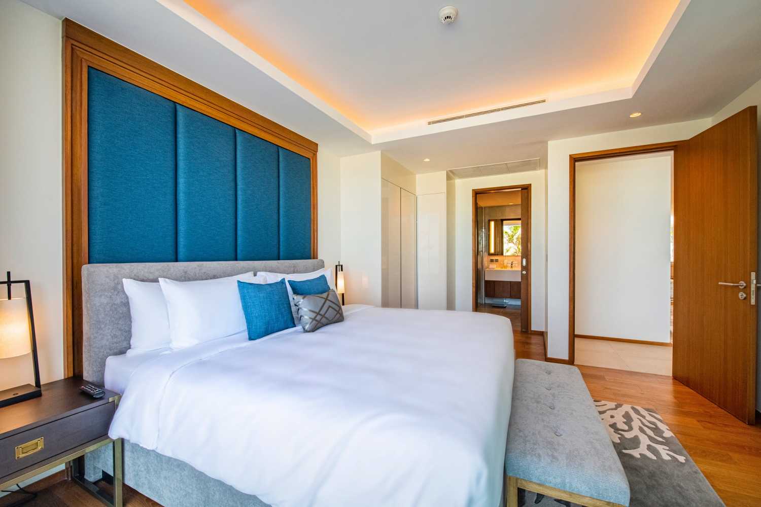 Property image - full photo 9