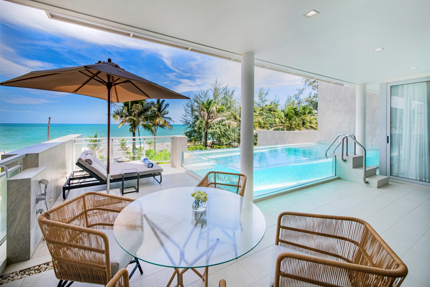 Property image - full photo 3