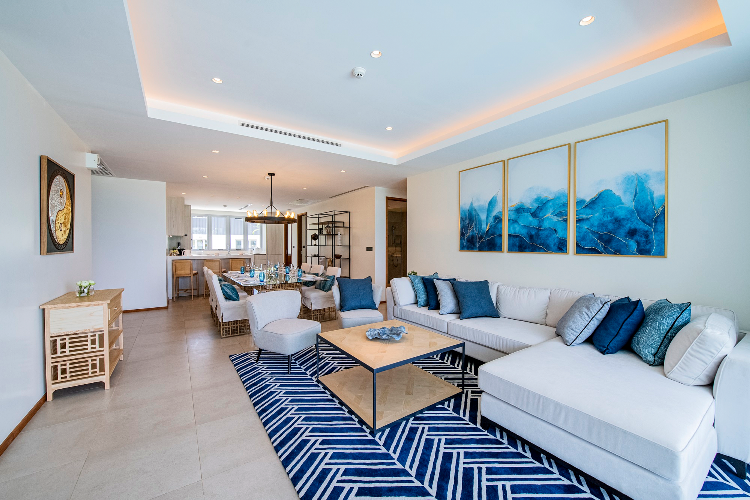 Property image - full photo 4