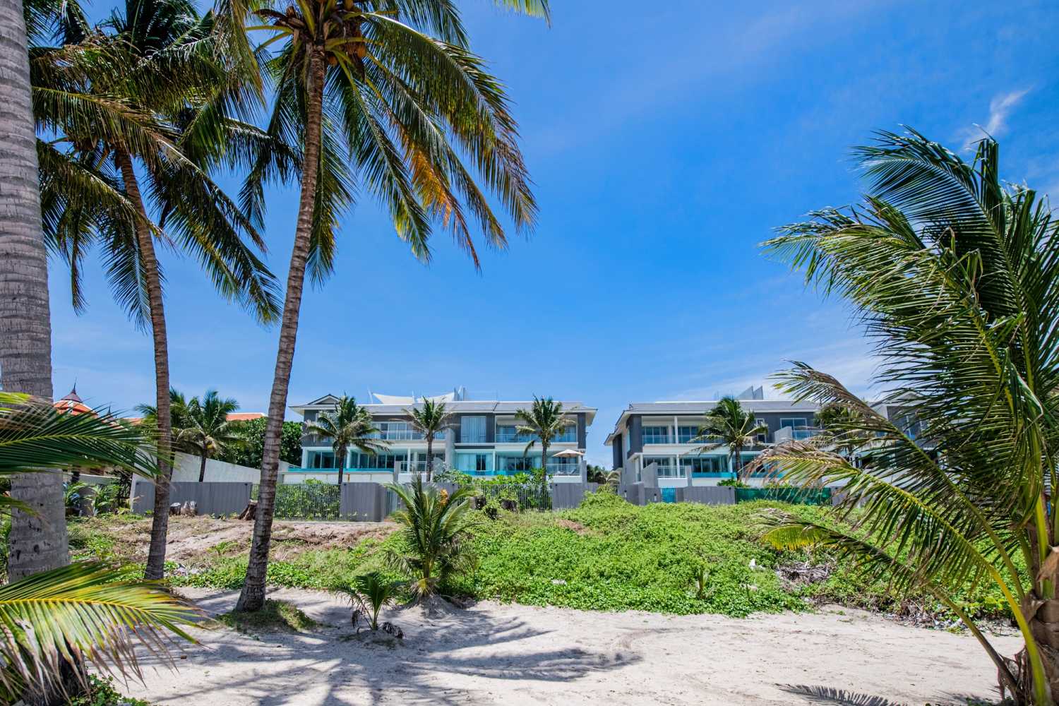 Property image - full photo 15