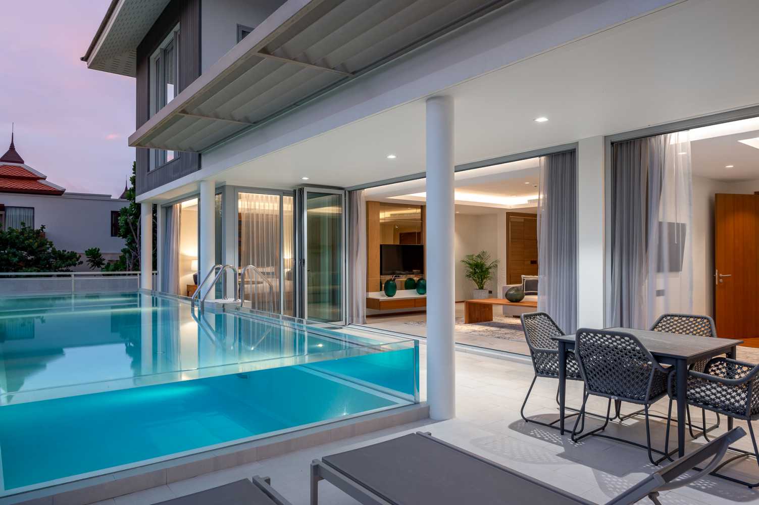 Property image - full photo 18