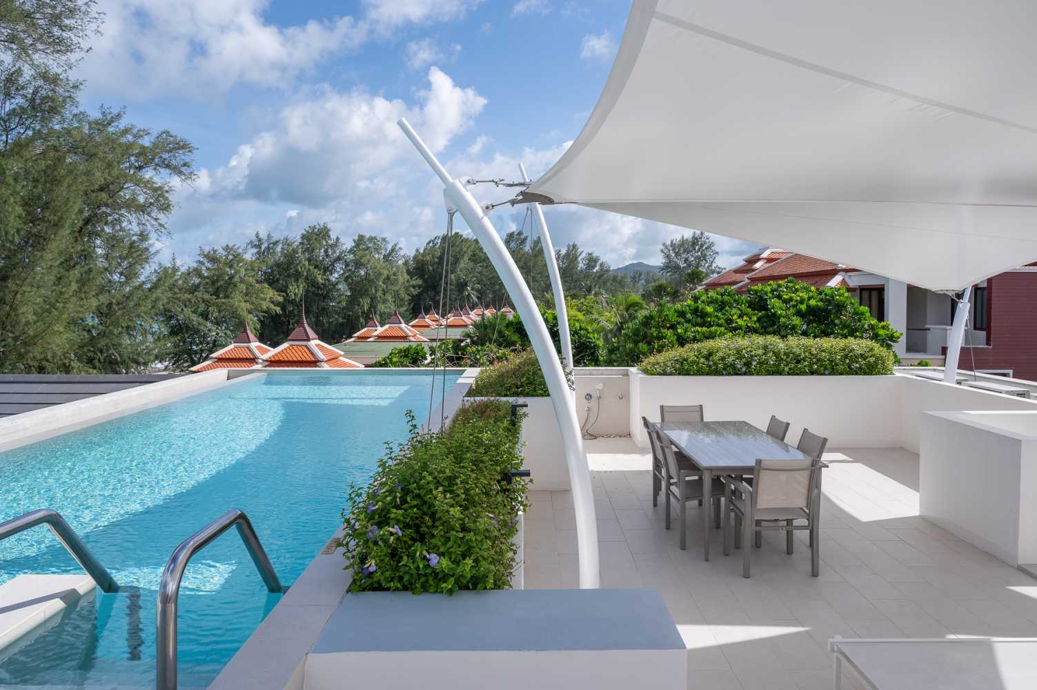 Property image - full photo 13