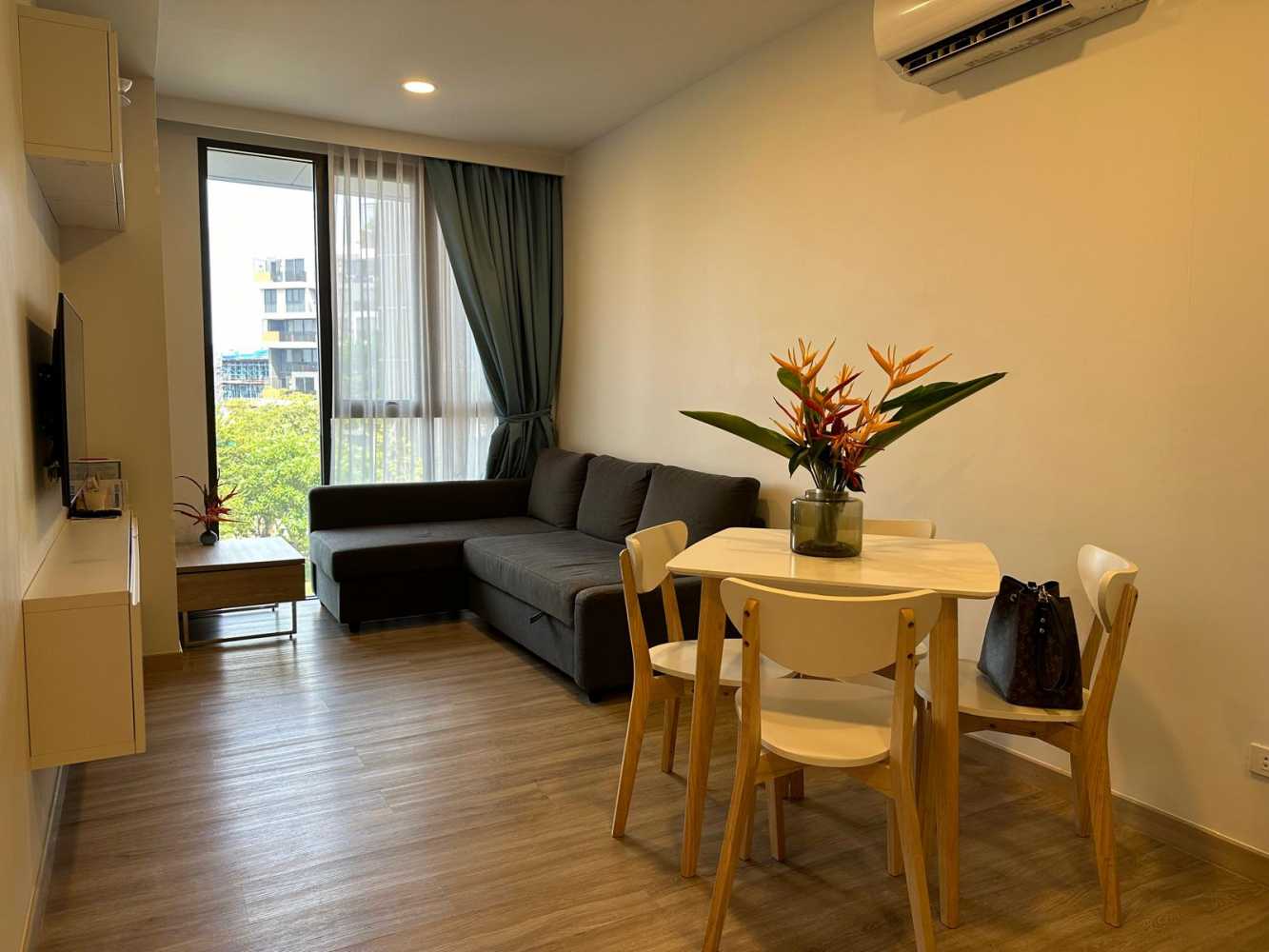 Property image - full photo 6