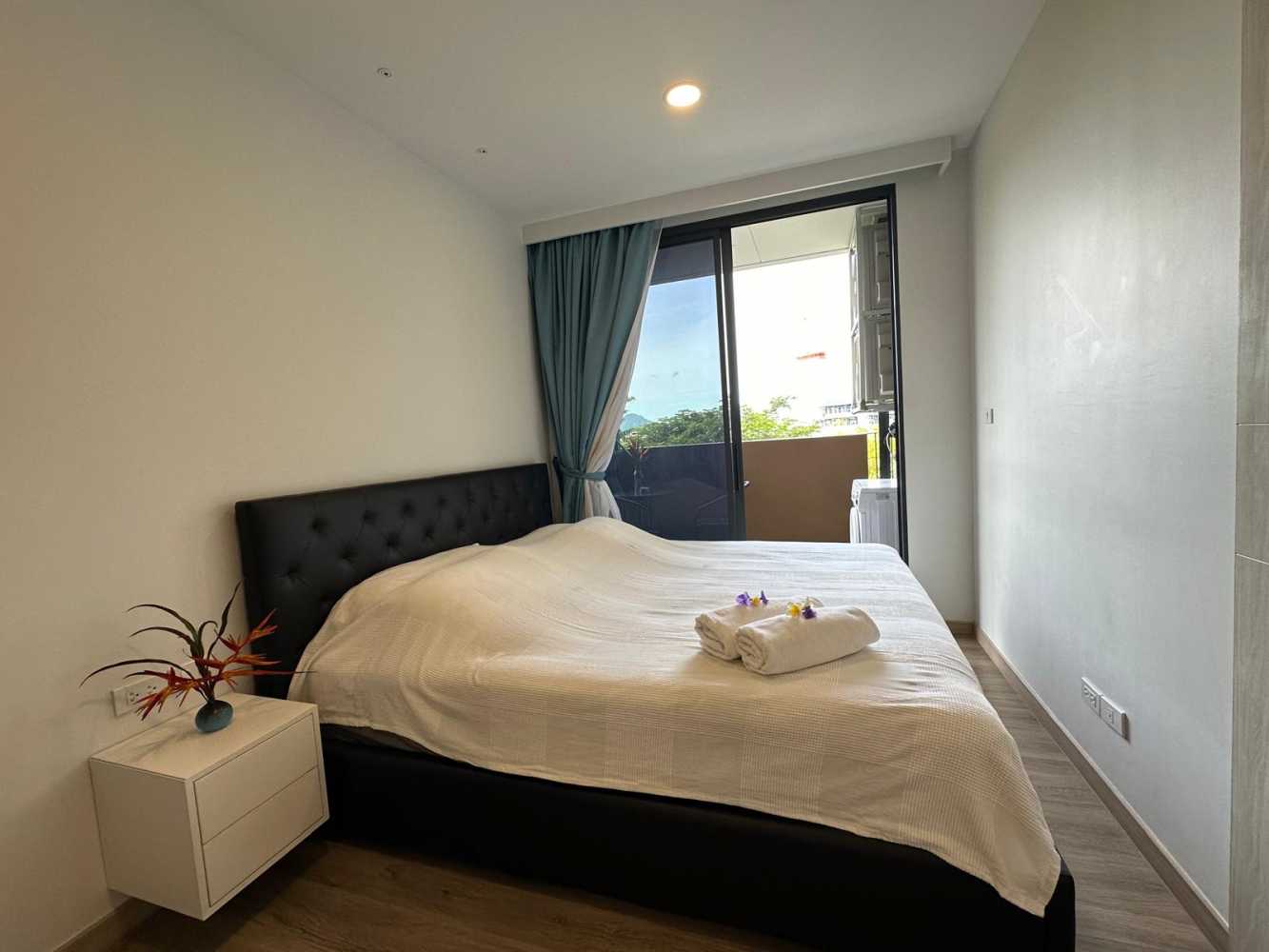 Property image - full photo 11