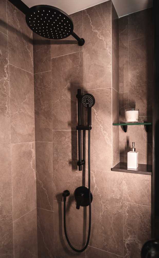 Property image - full photo 10