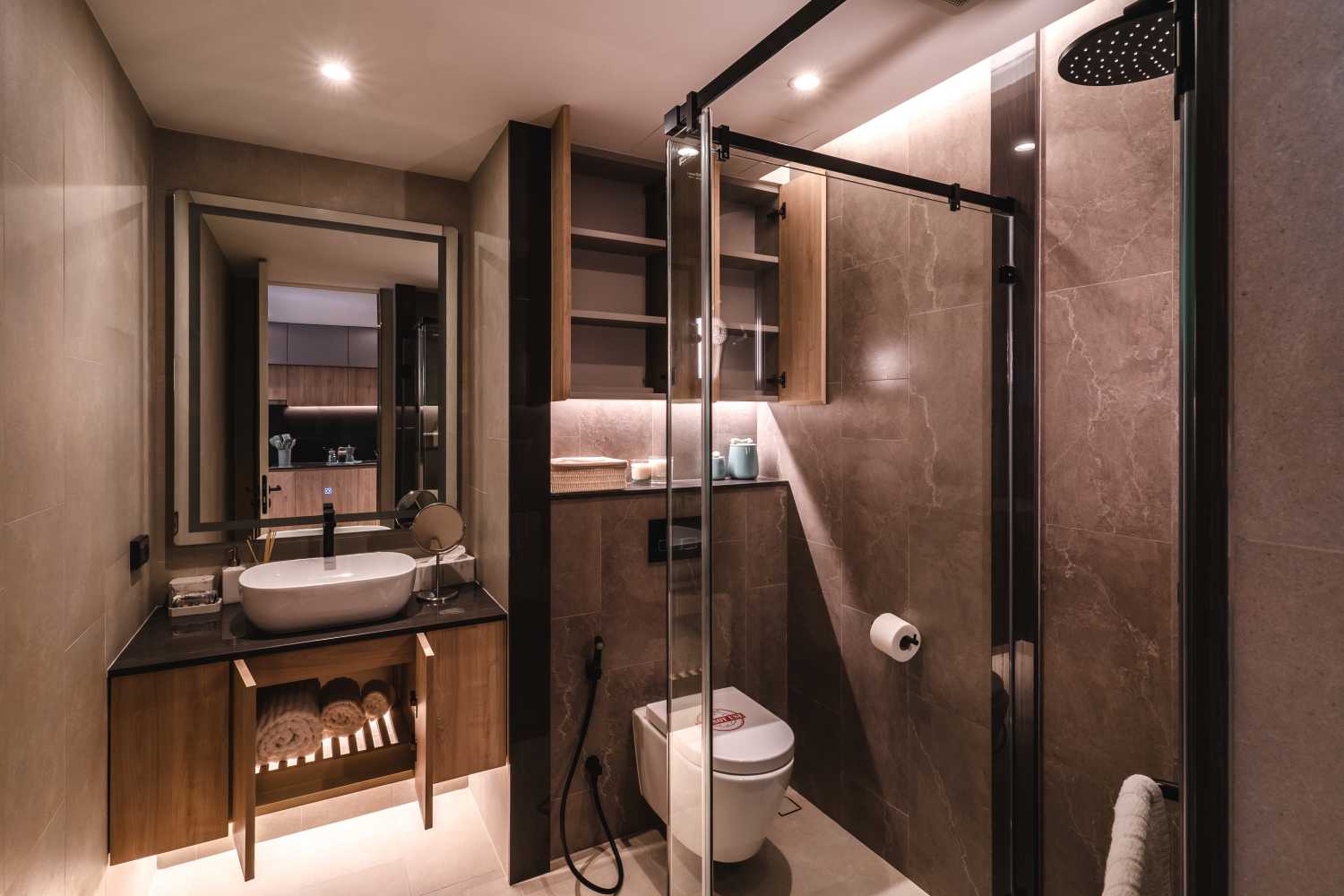 Property image - full photo 8