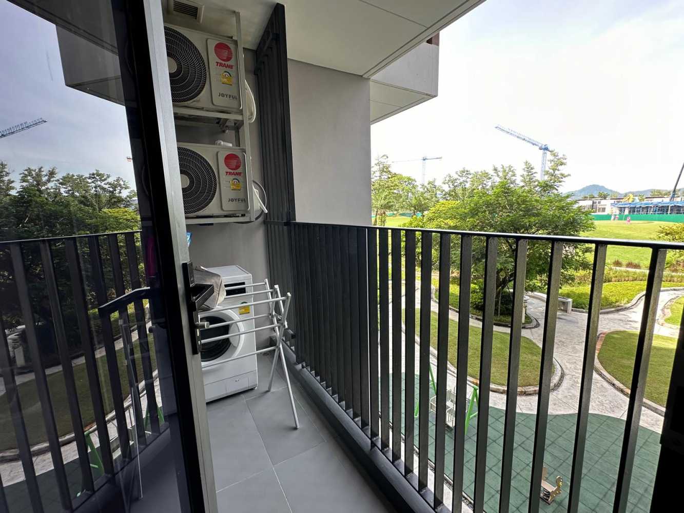 Property image - full photo 10