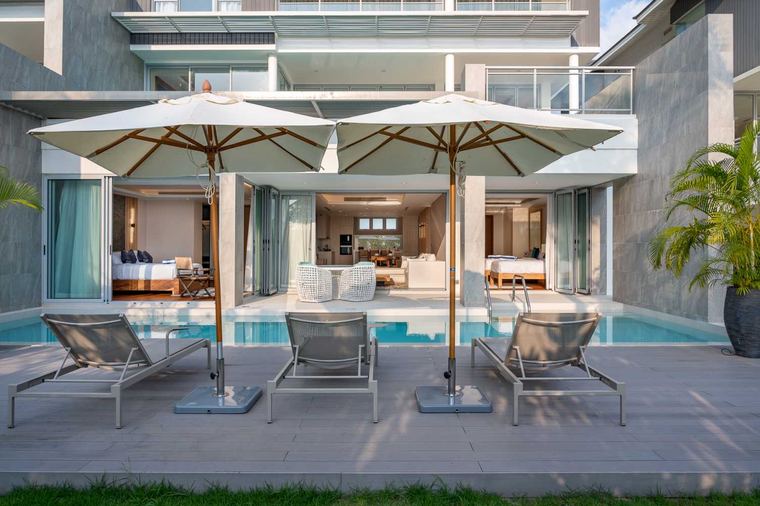 Property image - full photo 3