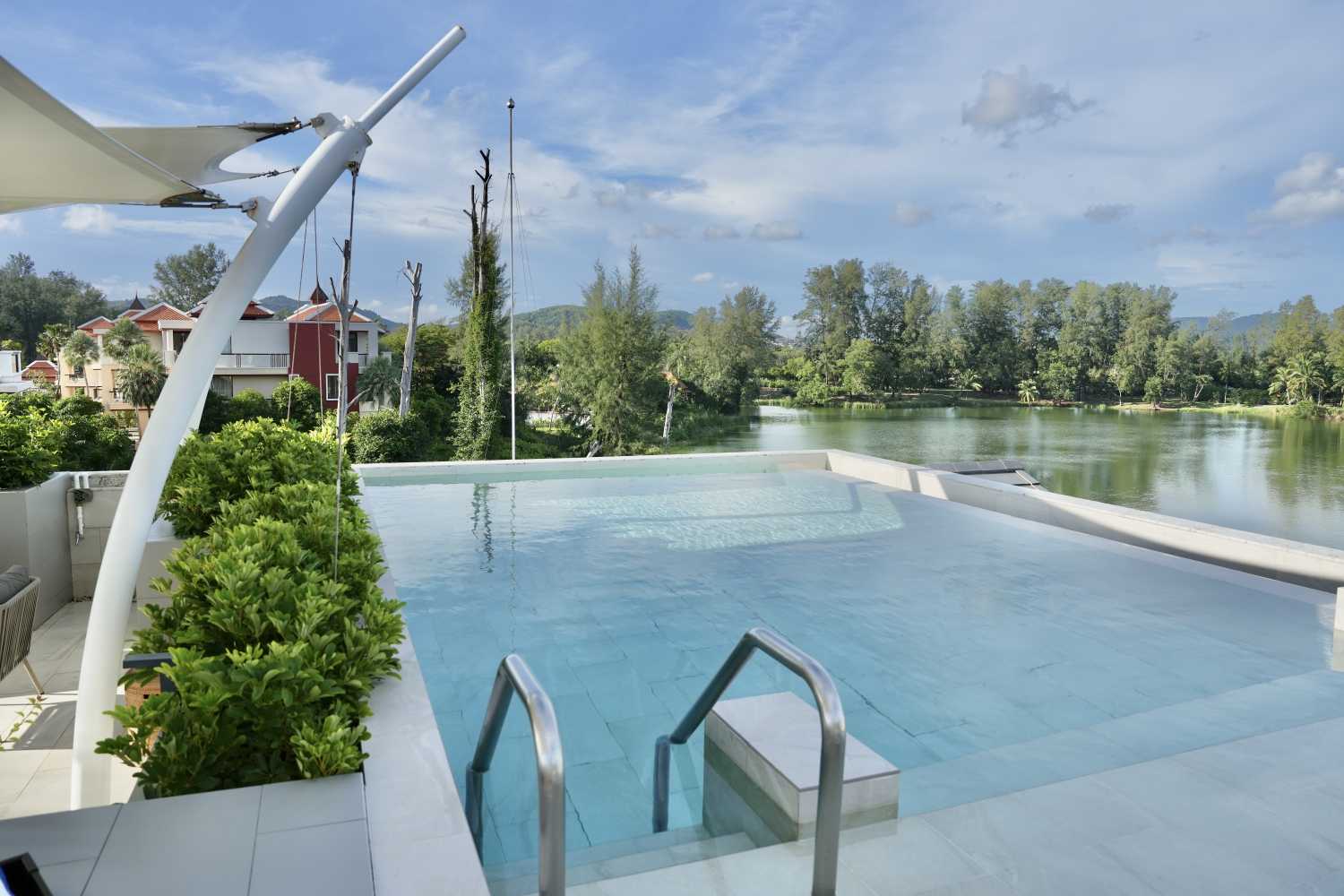 Property image - full photo 19