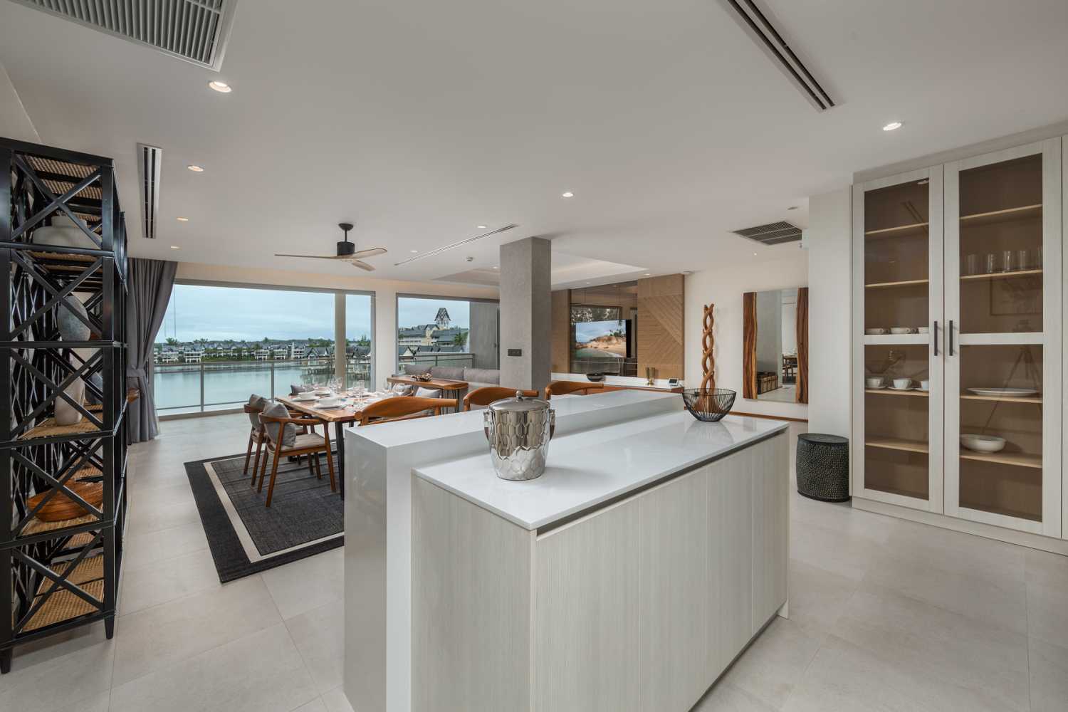 Property image - full photo 6
