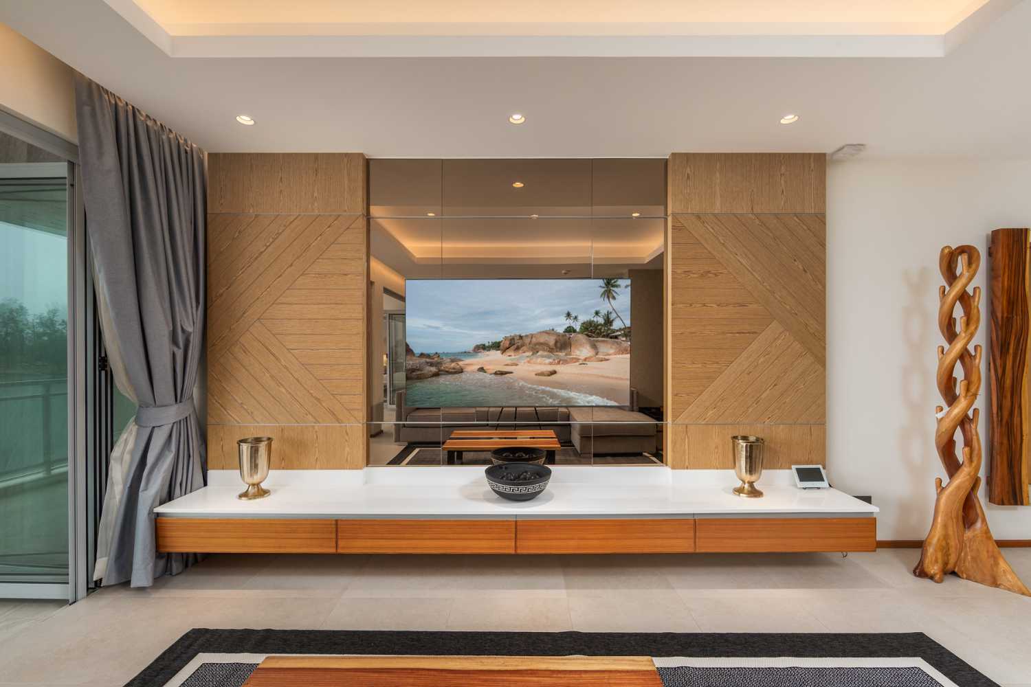 Property image - full photo 8