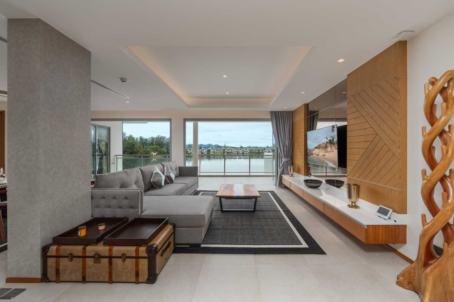 Property image - full photo 1
