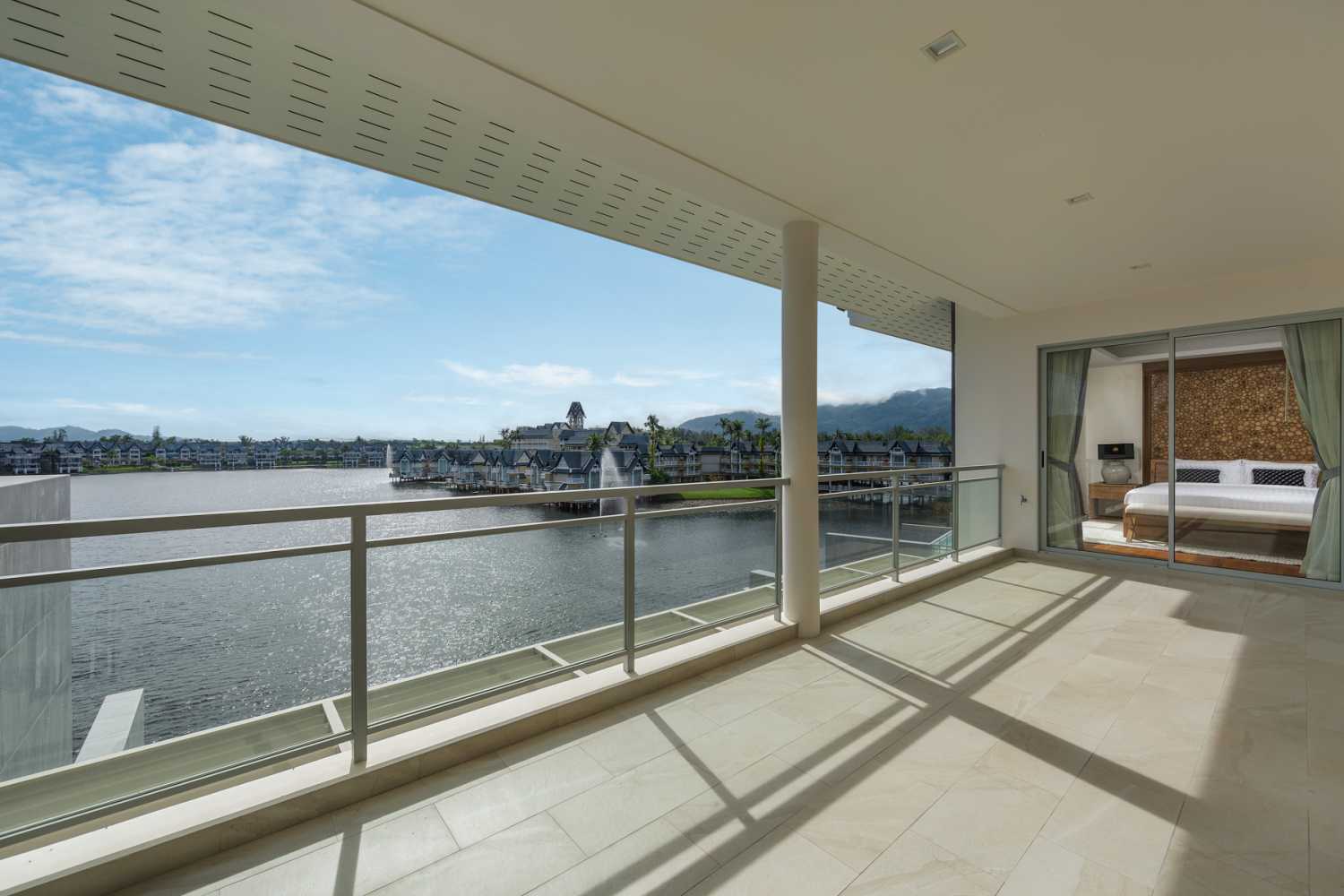 Property image - full photo 9
