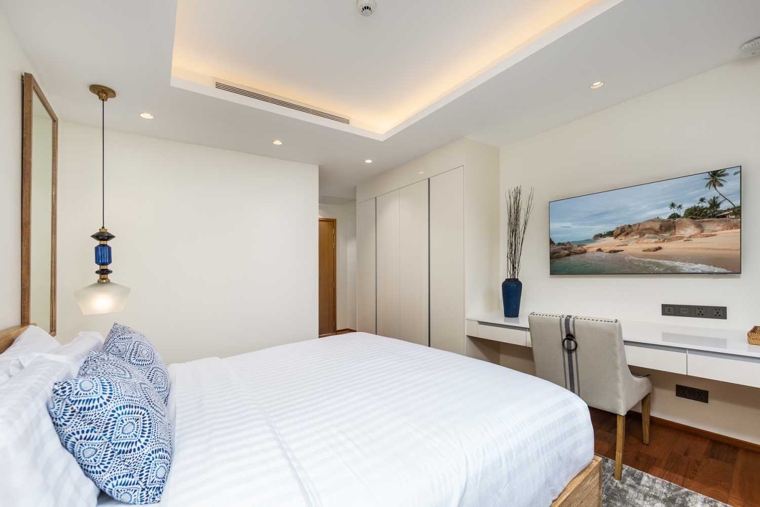 Property image - full photo 13