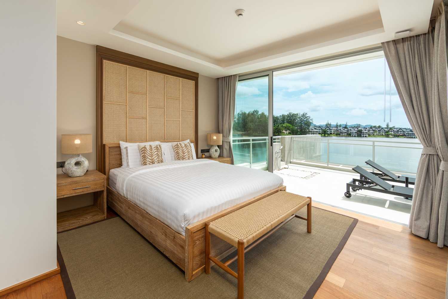 Property image - full photo 8