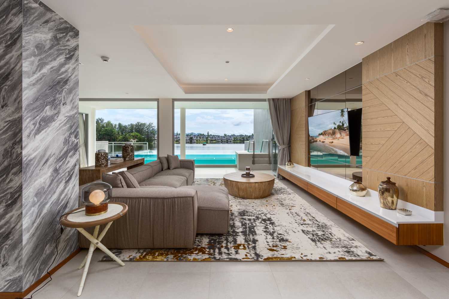 Property image - full photo 1