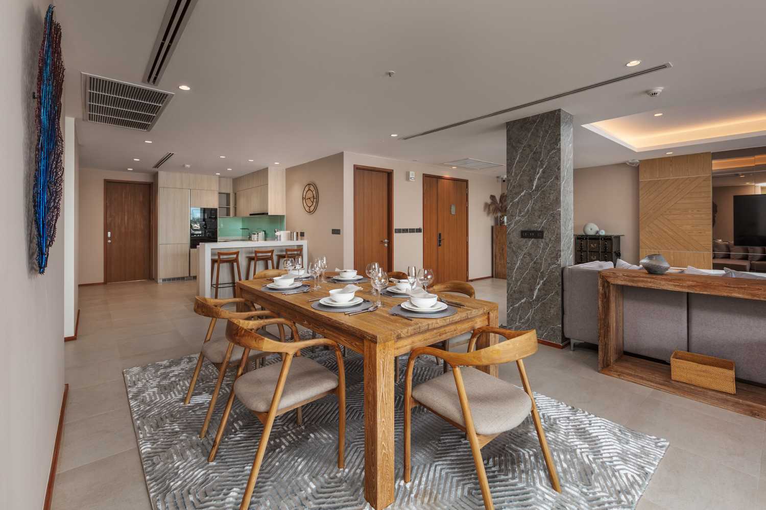 Property image - full photo 5