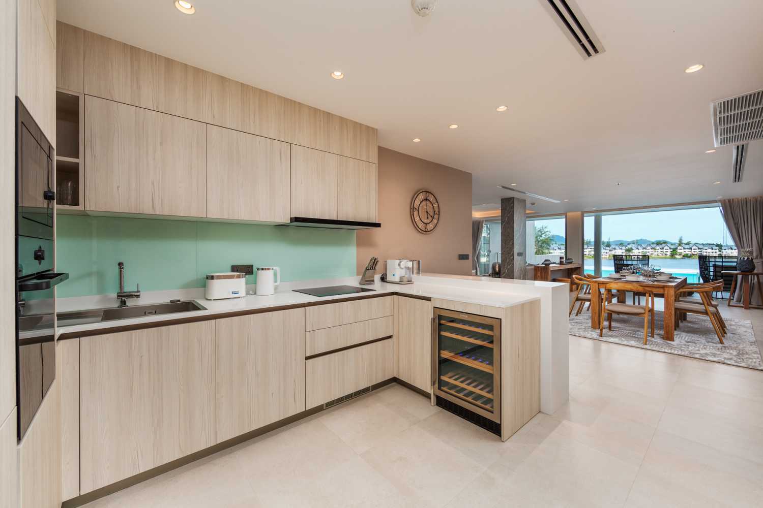 Property image - full photo 6