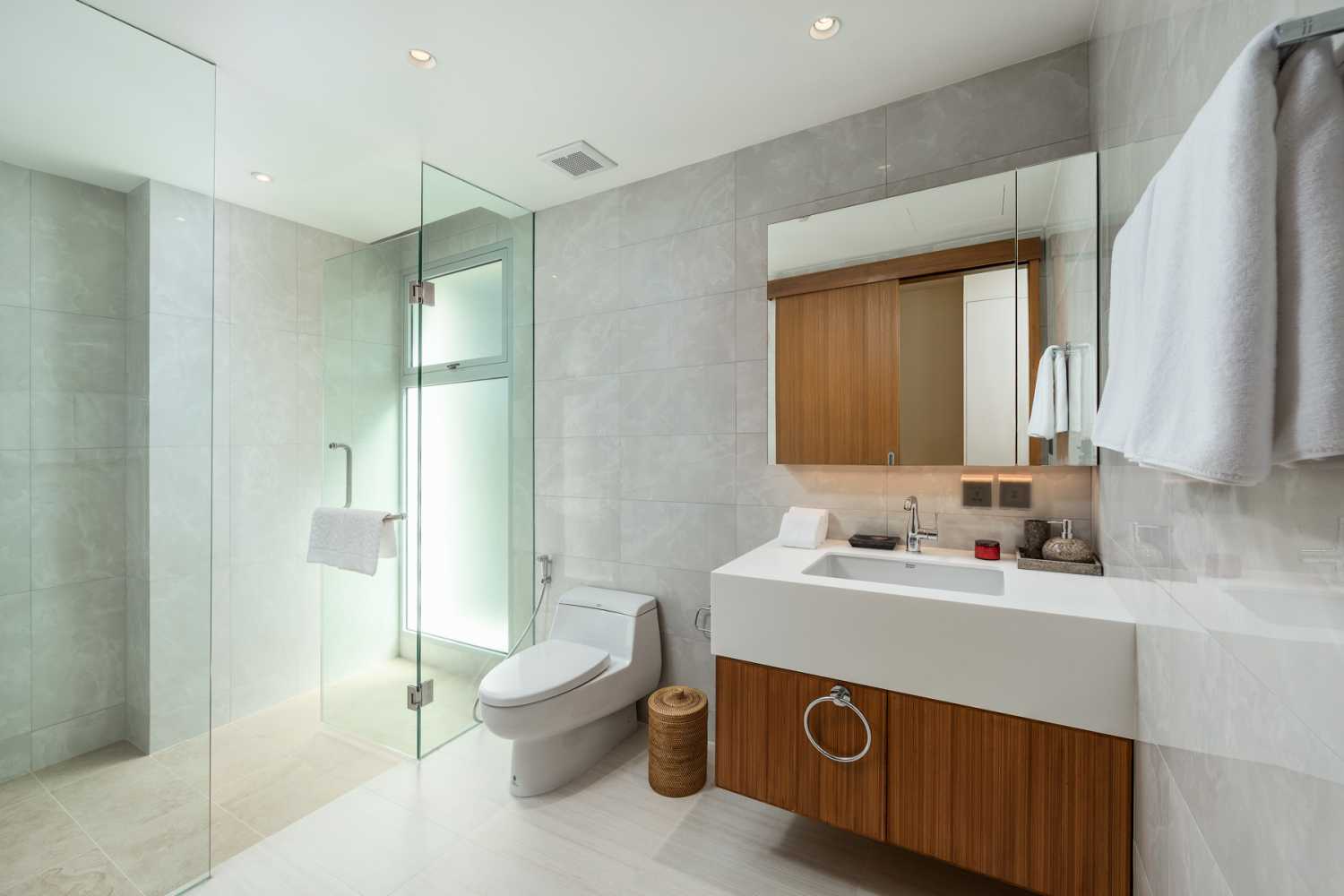 Property image - full photo 14
