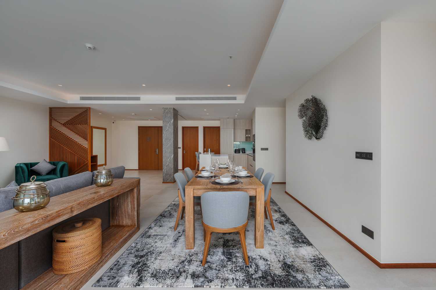 Property image - full photo 5