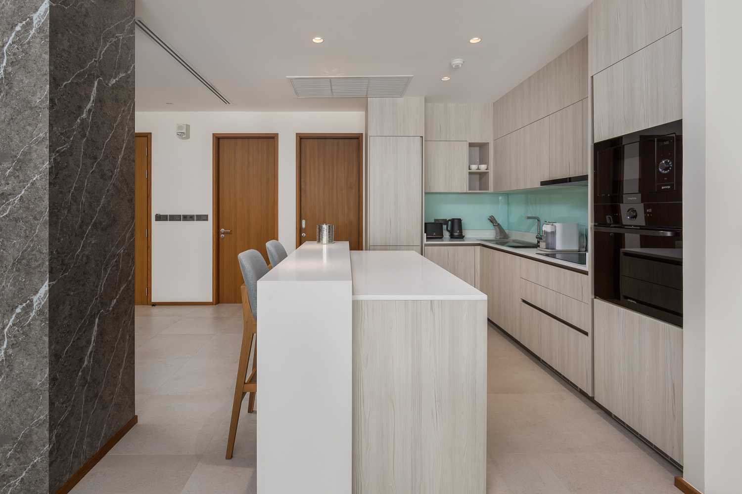 Property image - full photo 6
