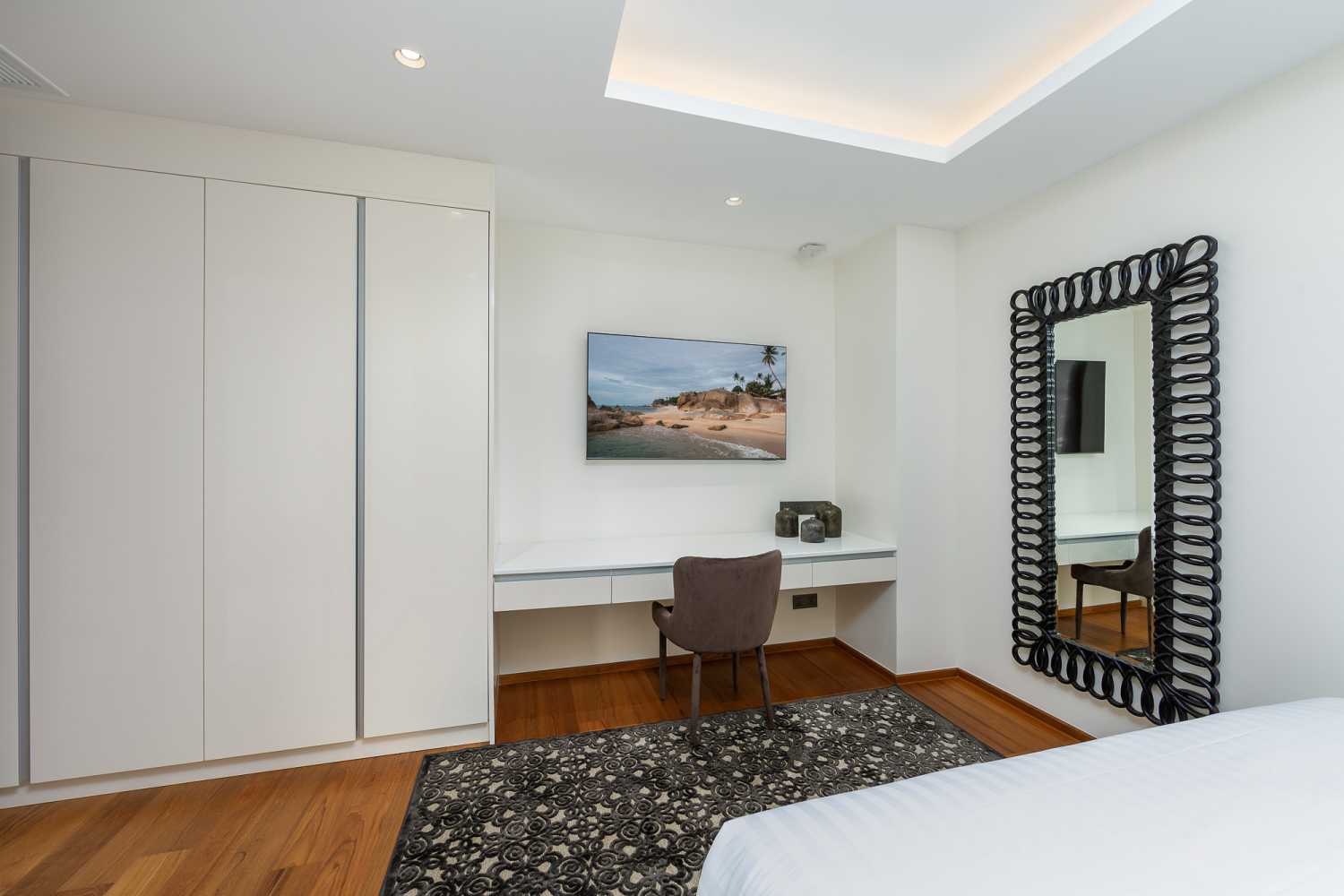 Property image - full photo 13