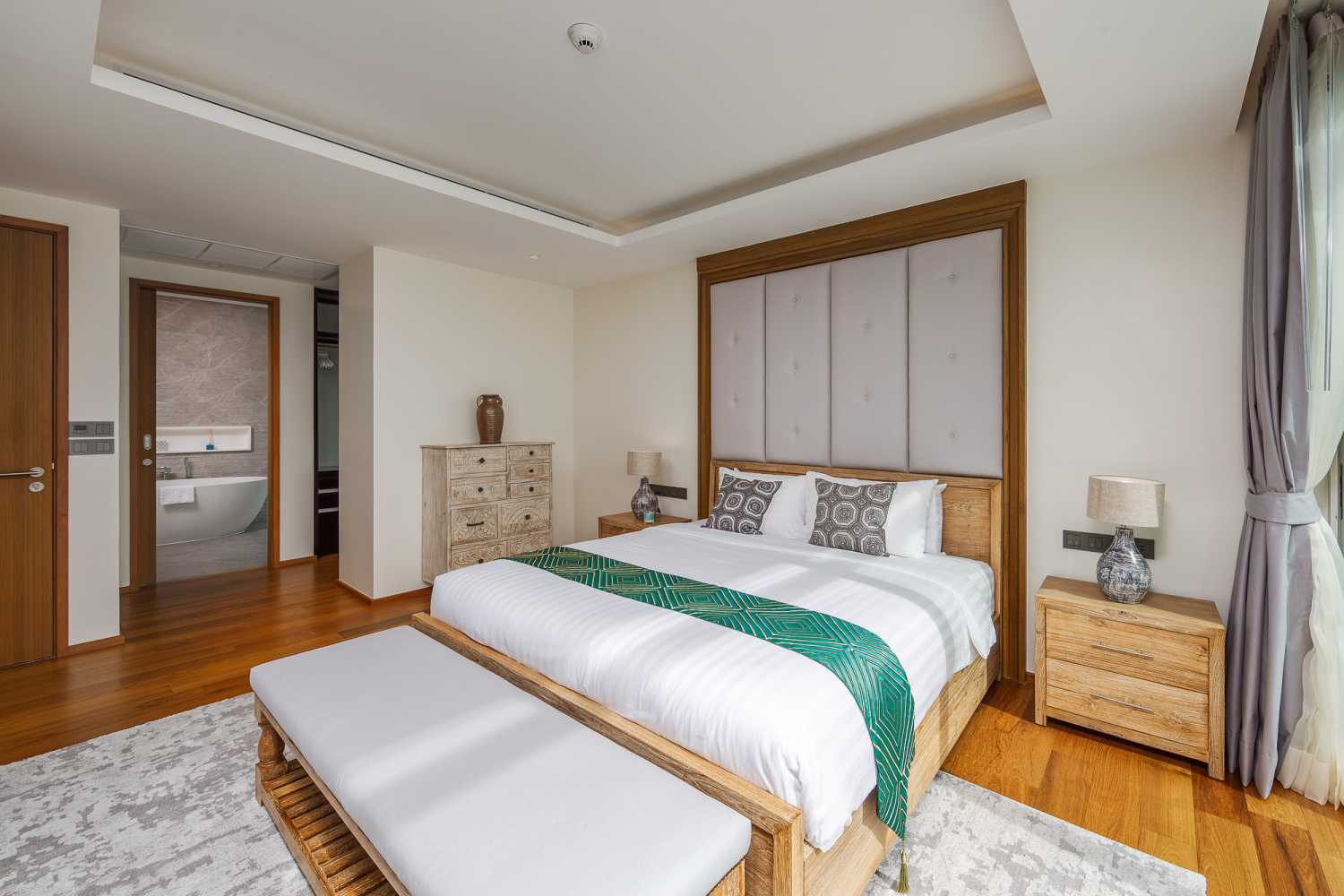 Property image - full photo 9