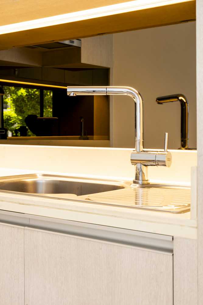 Property image - full photo 10