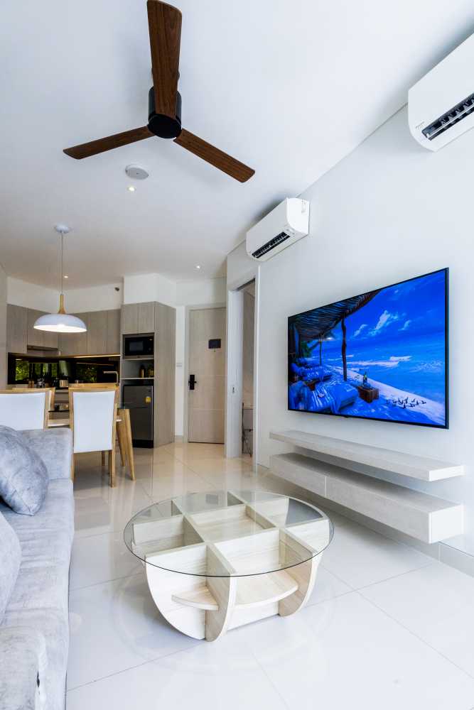 Property image - full photo 3