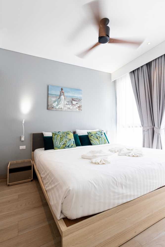 Property image - full photo 2