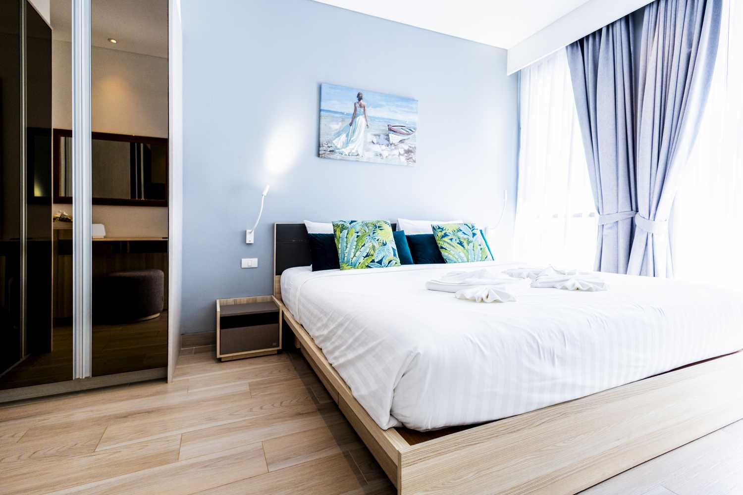 Property image - full photo 16