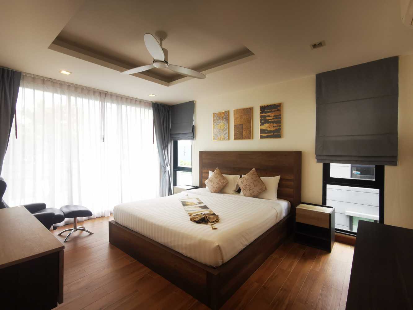 Property image - full photo 9
