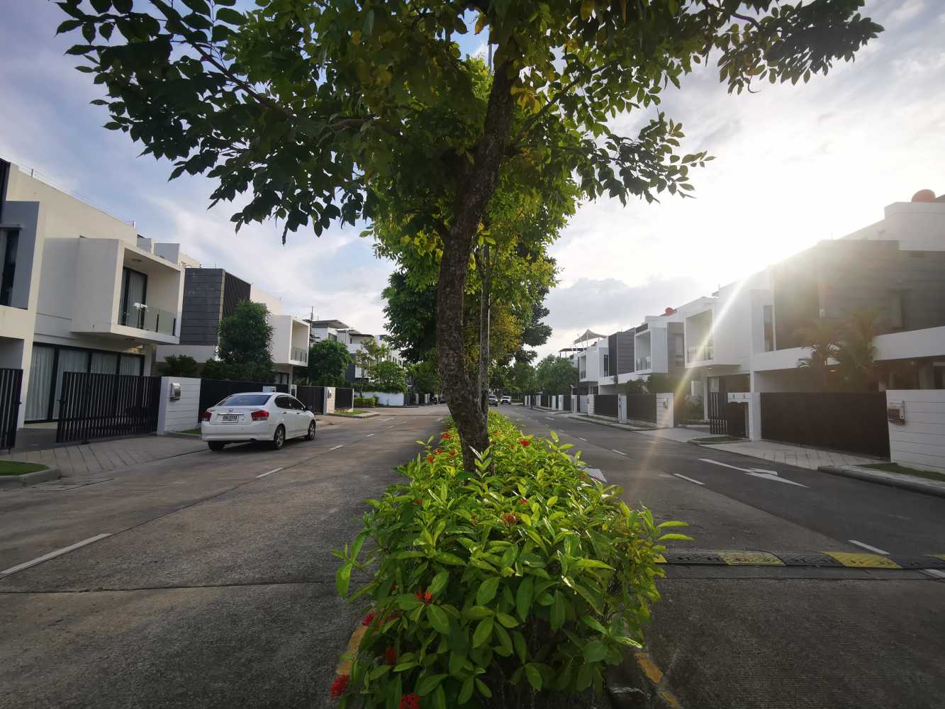 Property image - full photo 25