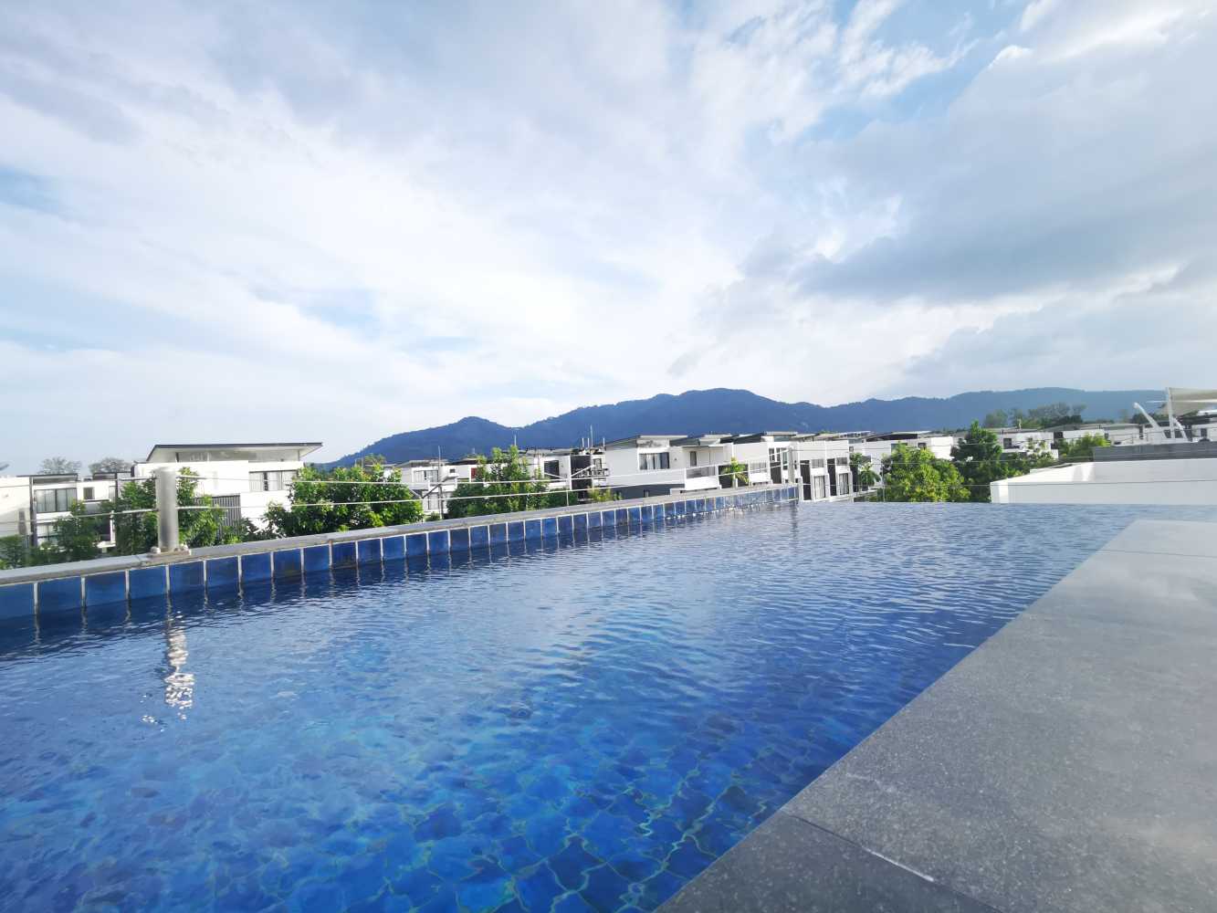Property image - full photo 1