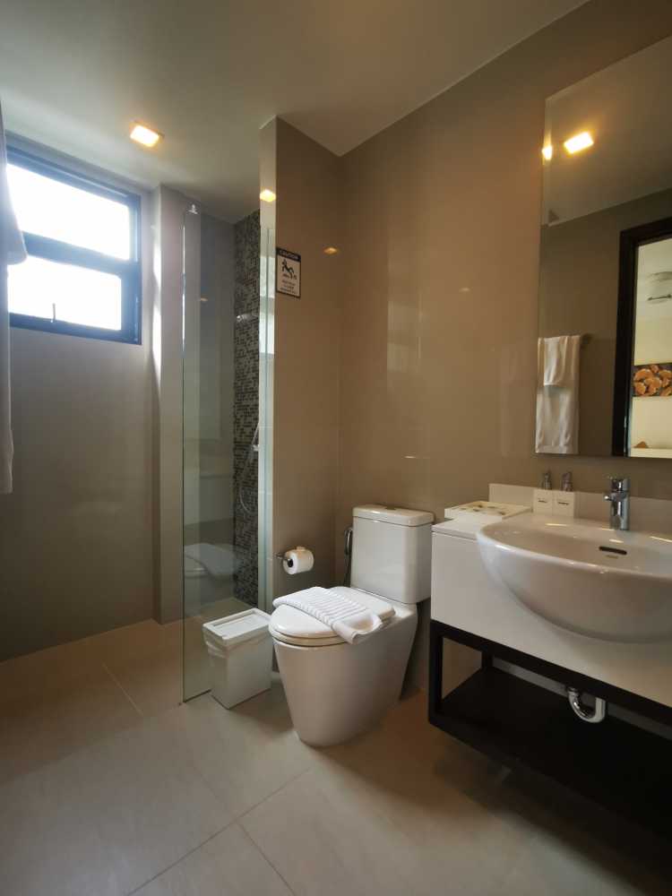 Property image - full photo 19