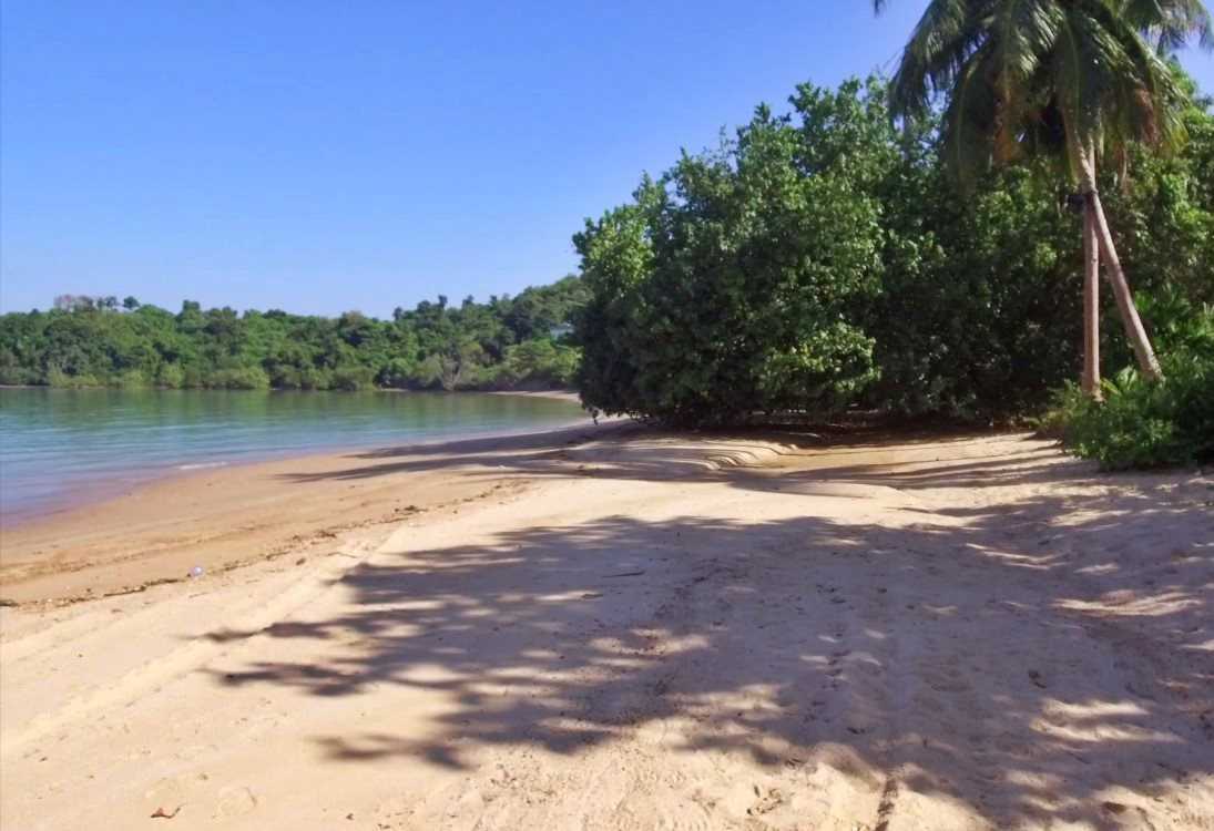 Property image - full photo 5