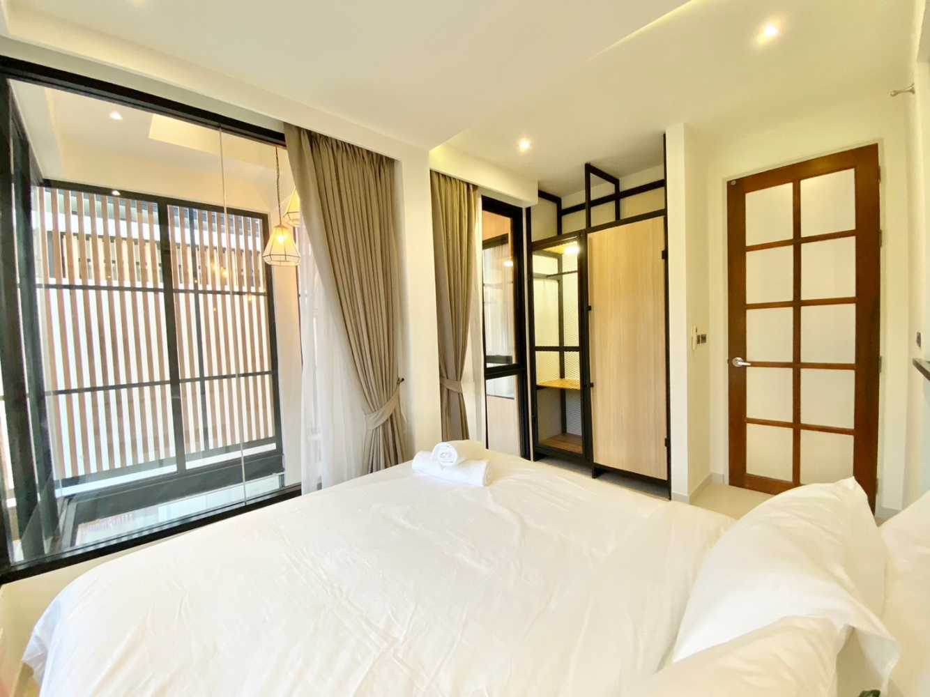 Property image - full photo 22