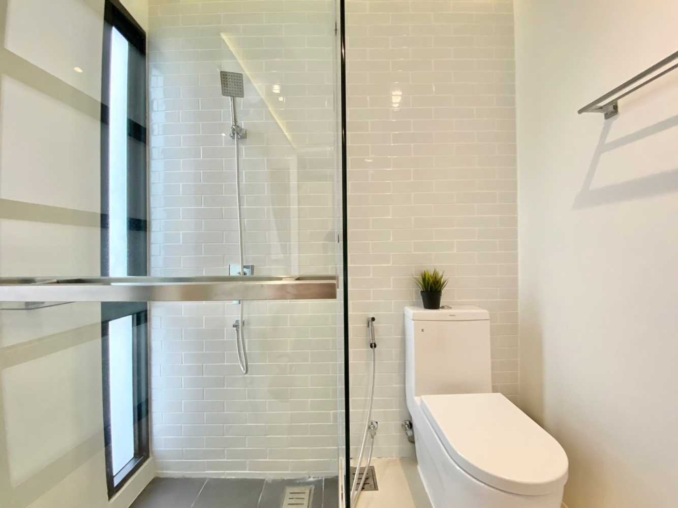 Property image - full photo 41
