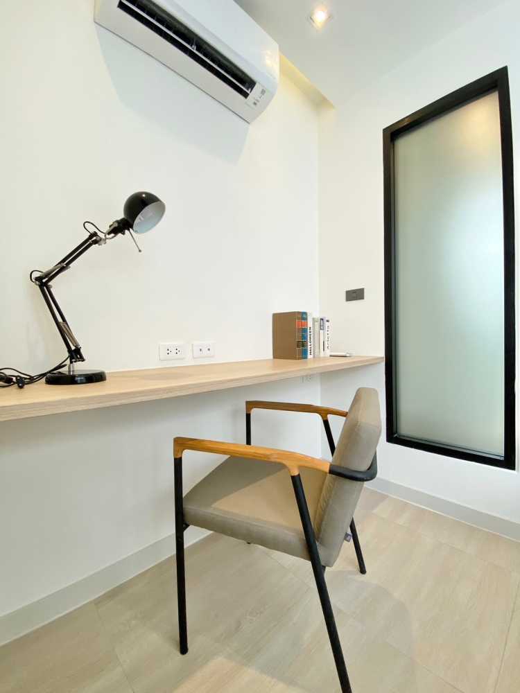 Property image - full photo 13