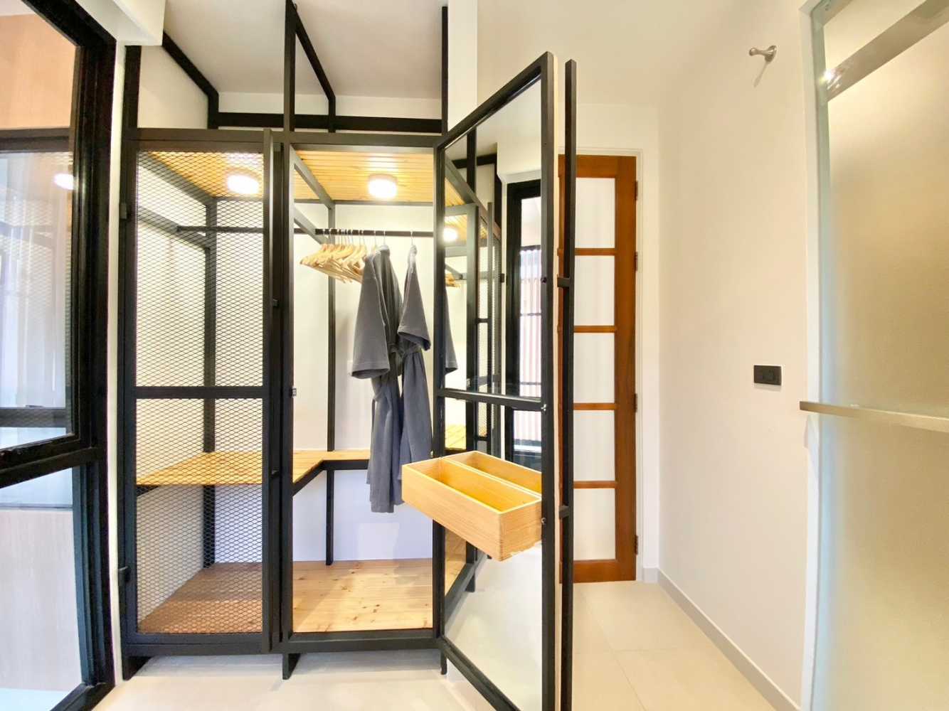 Property image - full photo 19
