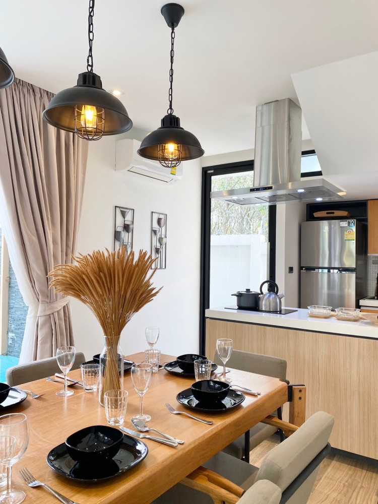 Property image - full photo 5