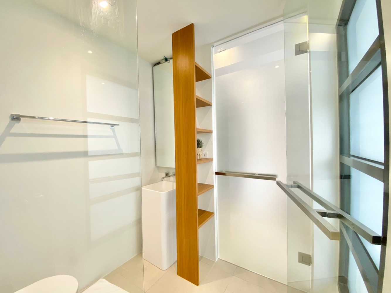 Property image - full photo 20