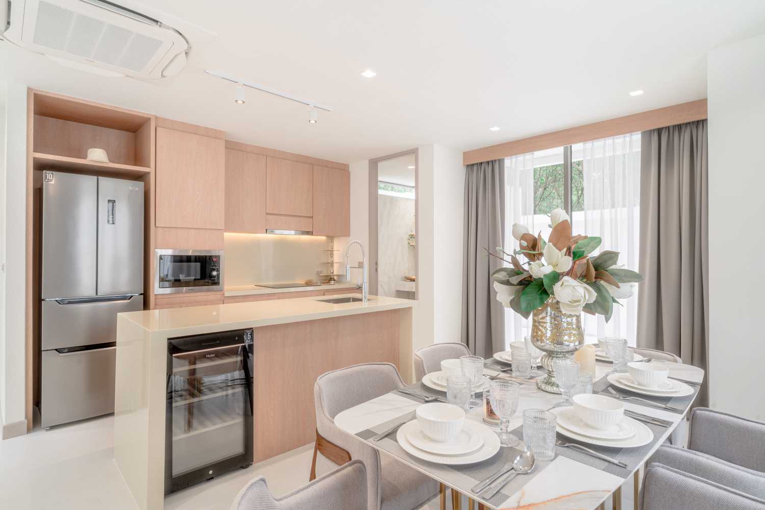 Property image - full photo 2