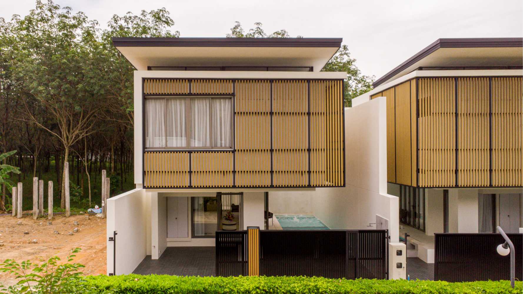Property image - full photo 23