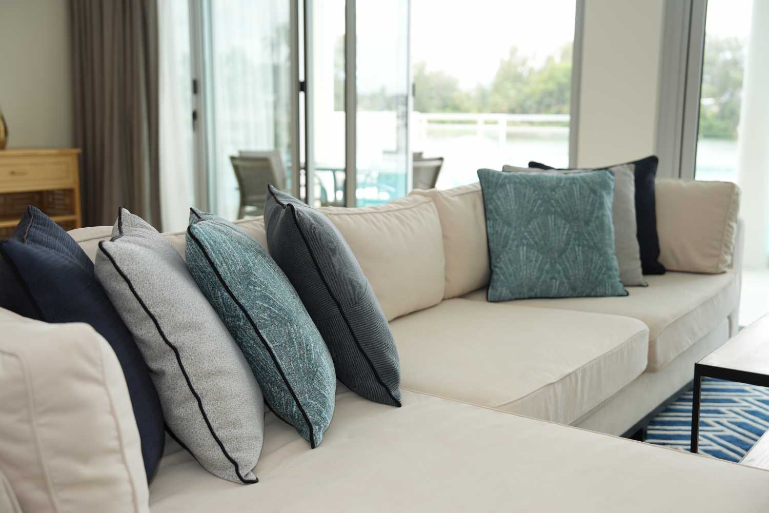 Property image - full photo 6