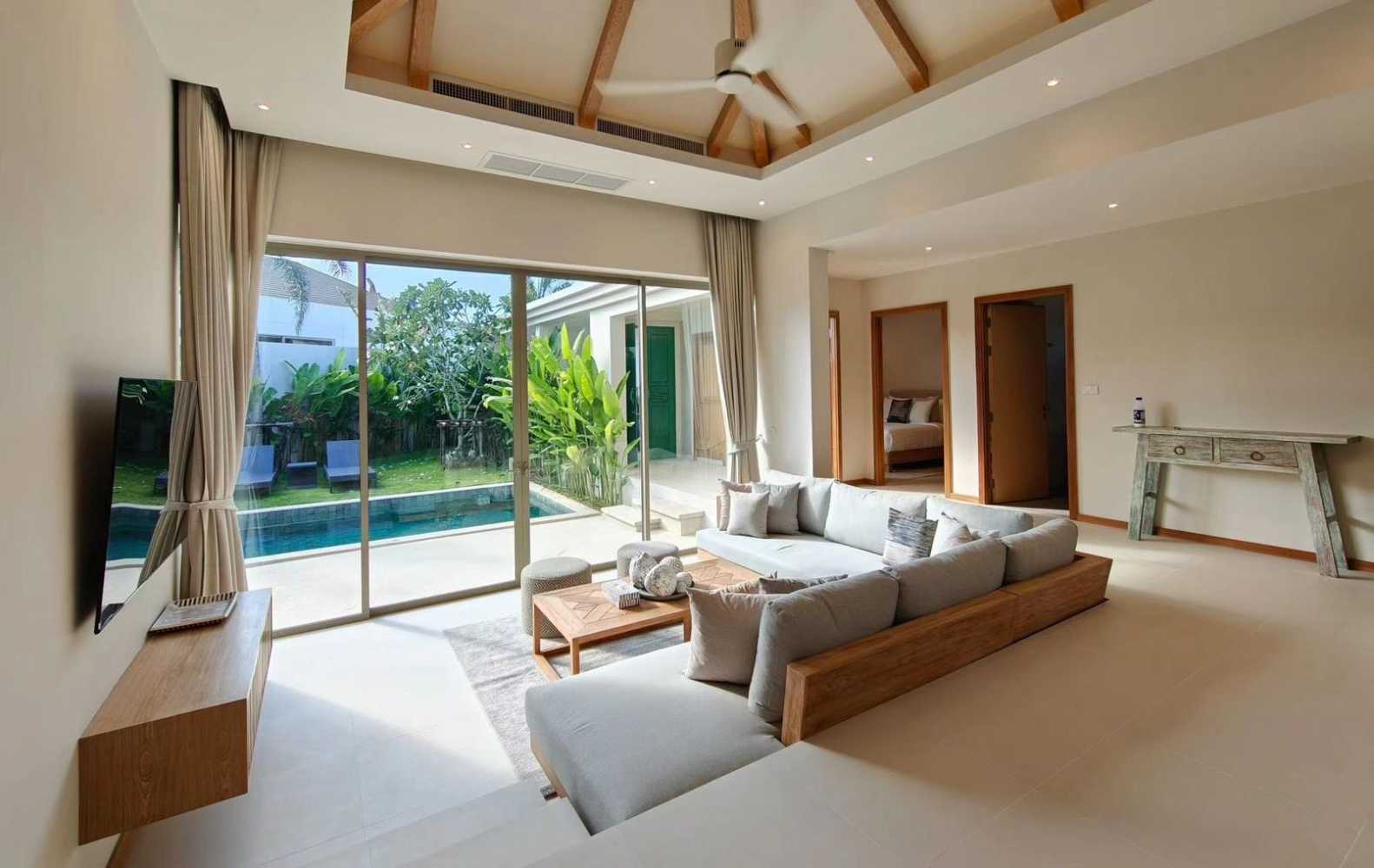 Property image - full photo 7