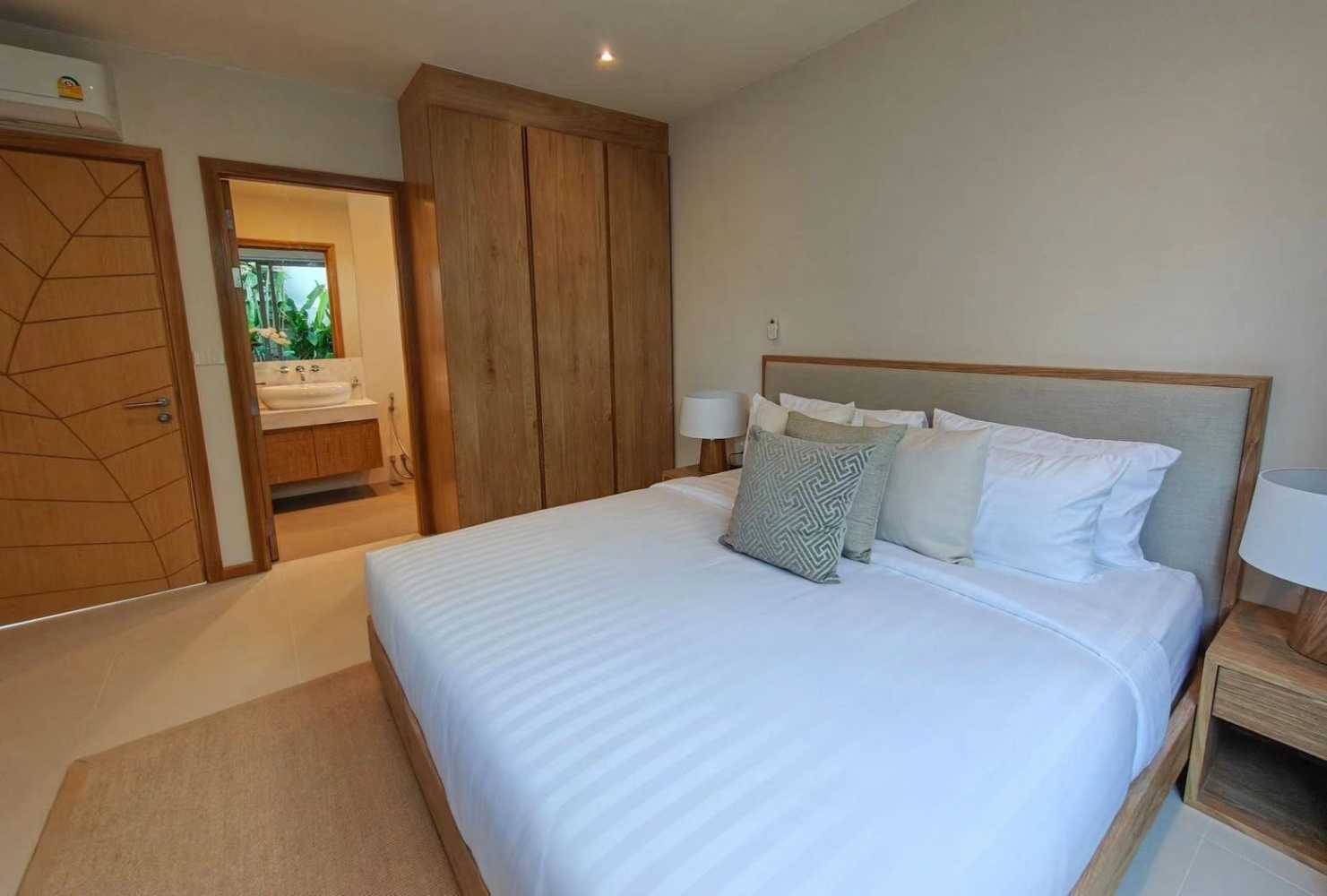 Property image - full photo 12