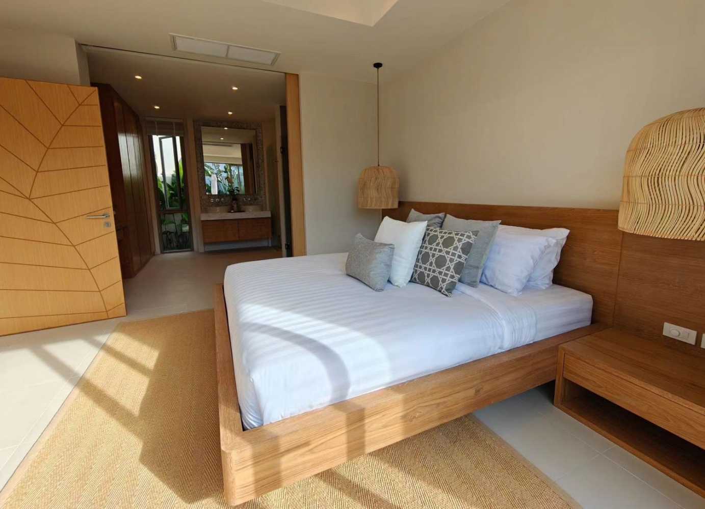 Property image - full photo 9