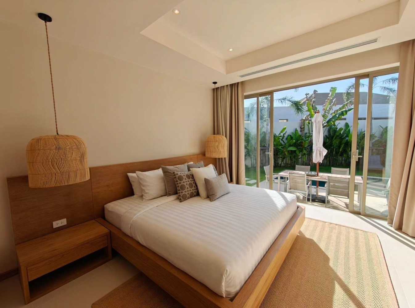 Property image - full photo 8